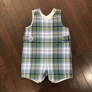 JonJon Christmas or holiday outfit